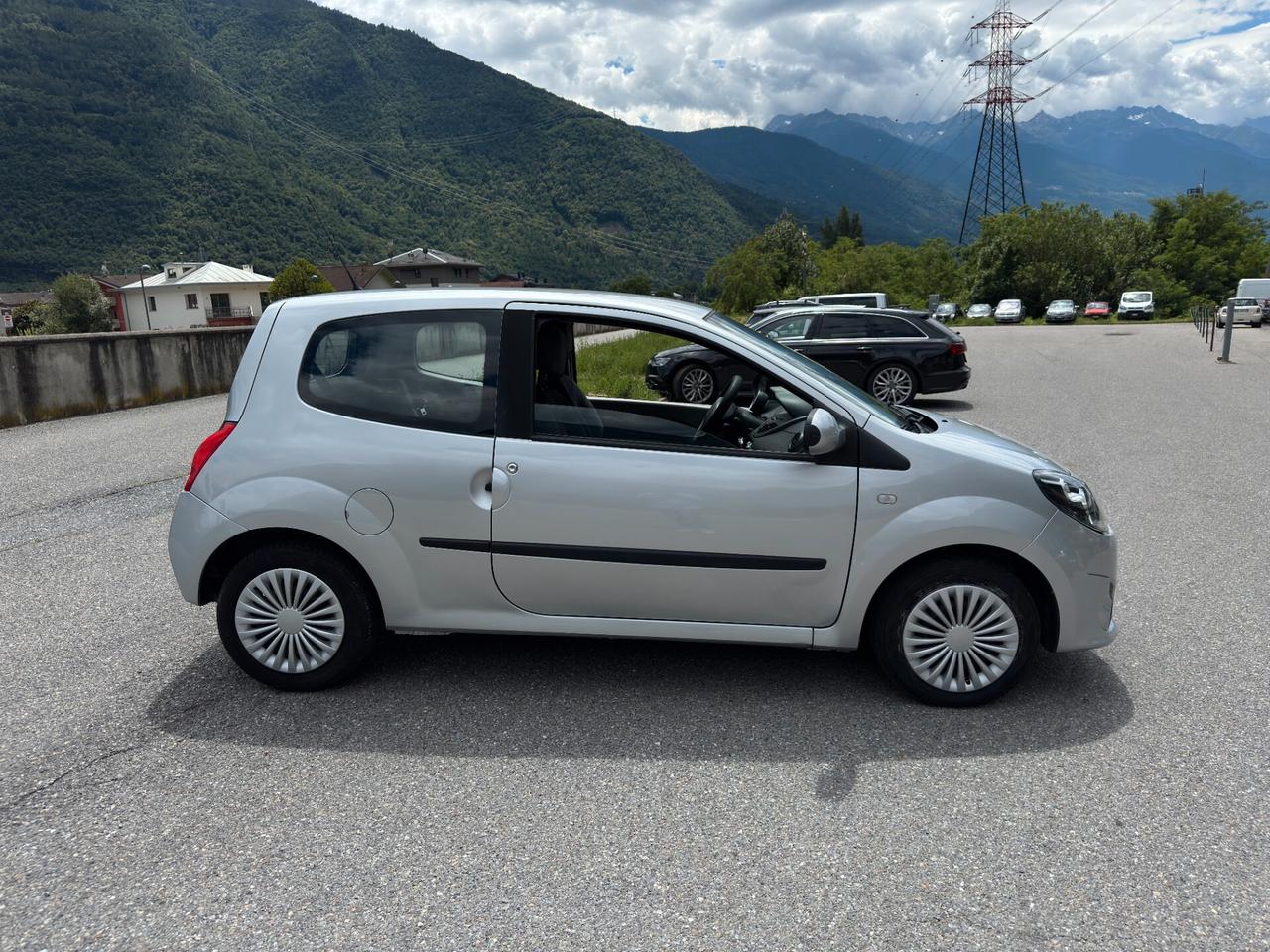 RENAULT TWINGO 1.2cc 58CV Benzina Neopatentati
