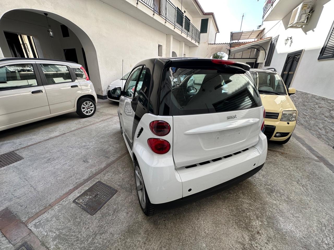 Smart ForTwo 1000 62 kW coupé pulse