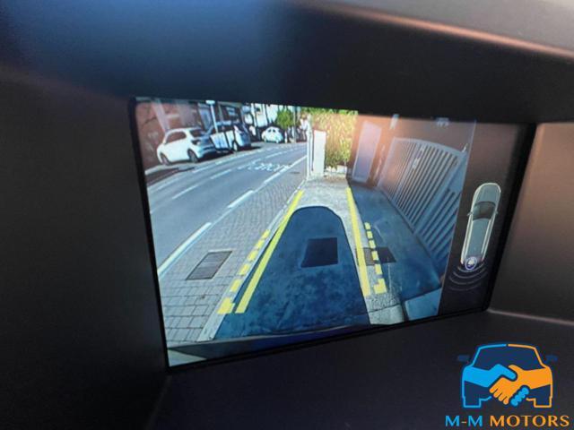 VOLVO XC60 D4 AWD doppio treno di gomme