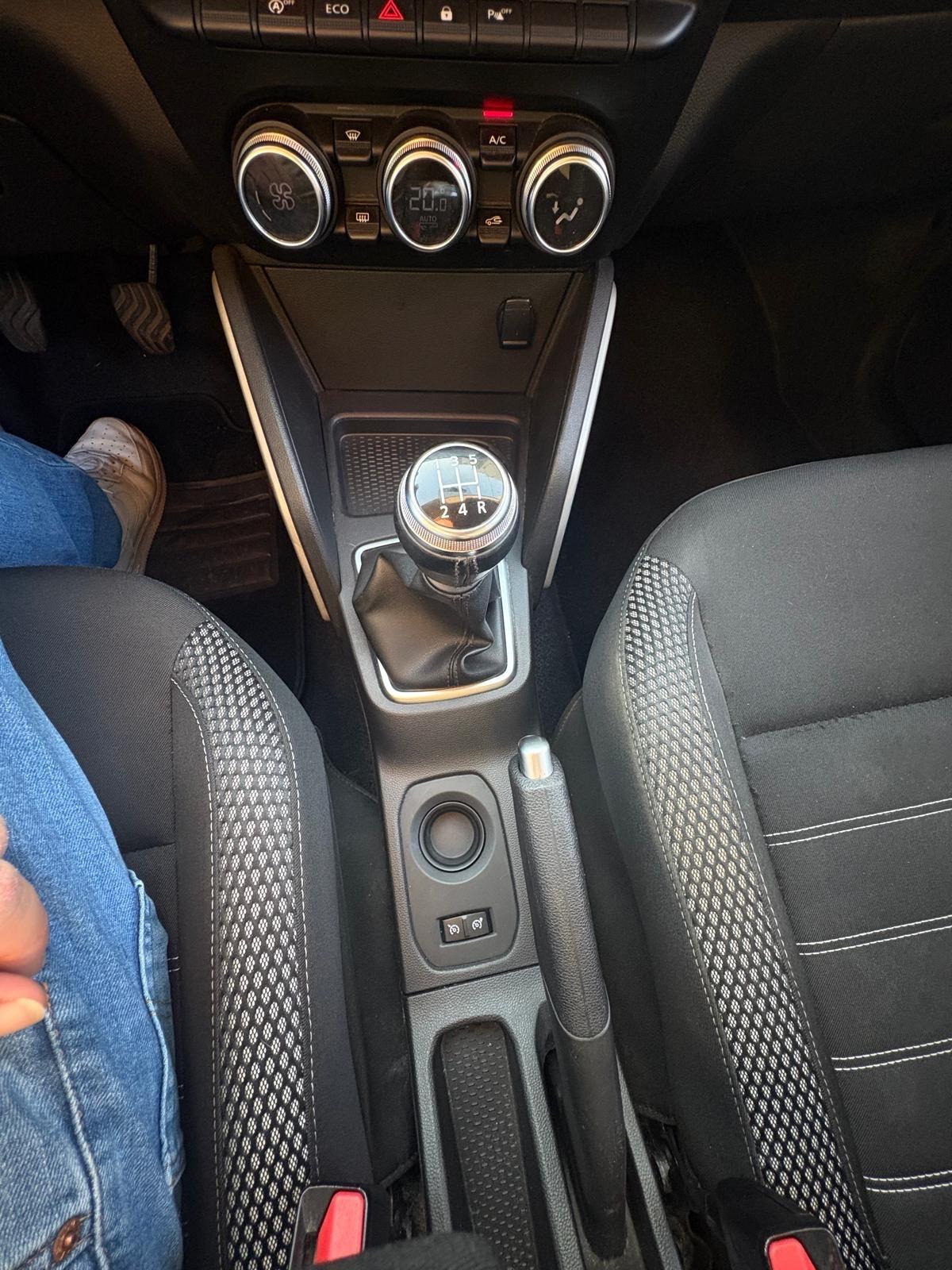 Dacia Duster Prestige 1.0 101 cv GPL casa