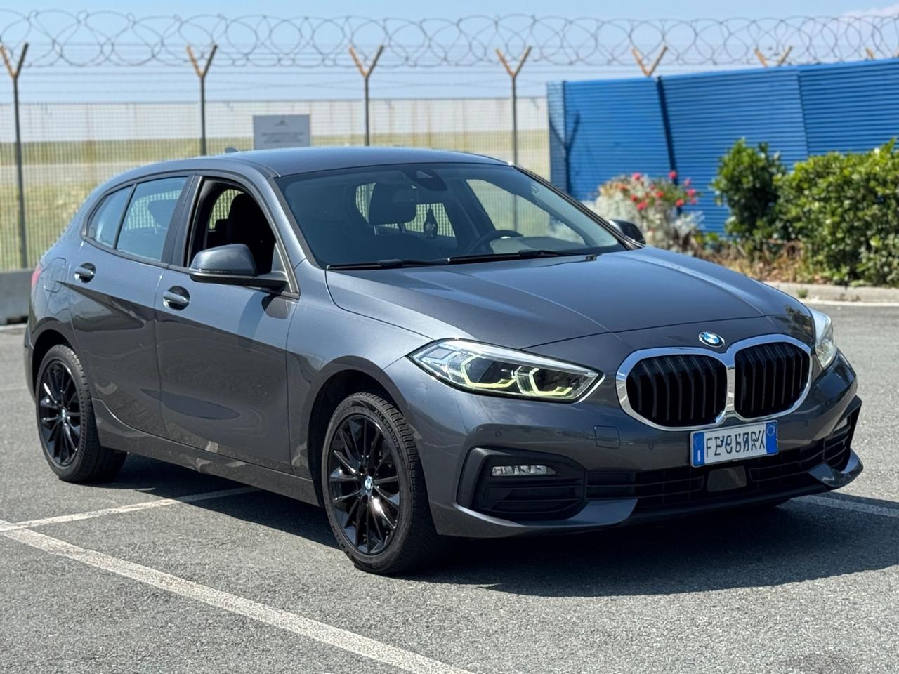 BMW 116D LUXURY AUTOMATICA GARANZIA! PERMUTABILE