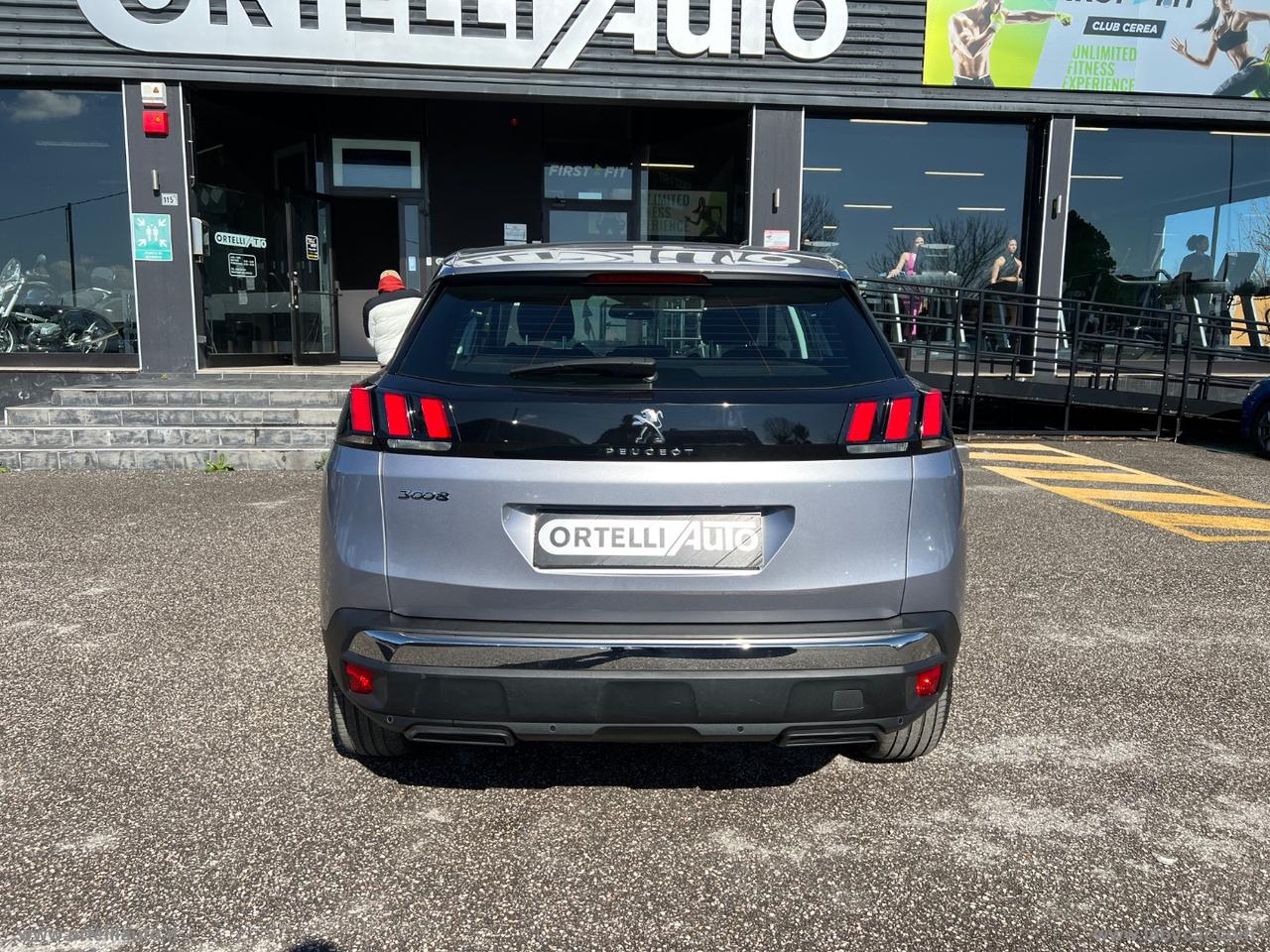 PEUGEOT 3008 BlueHDi 130 S&S EAT8 Business IVA DEDUCIBILE