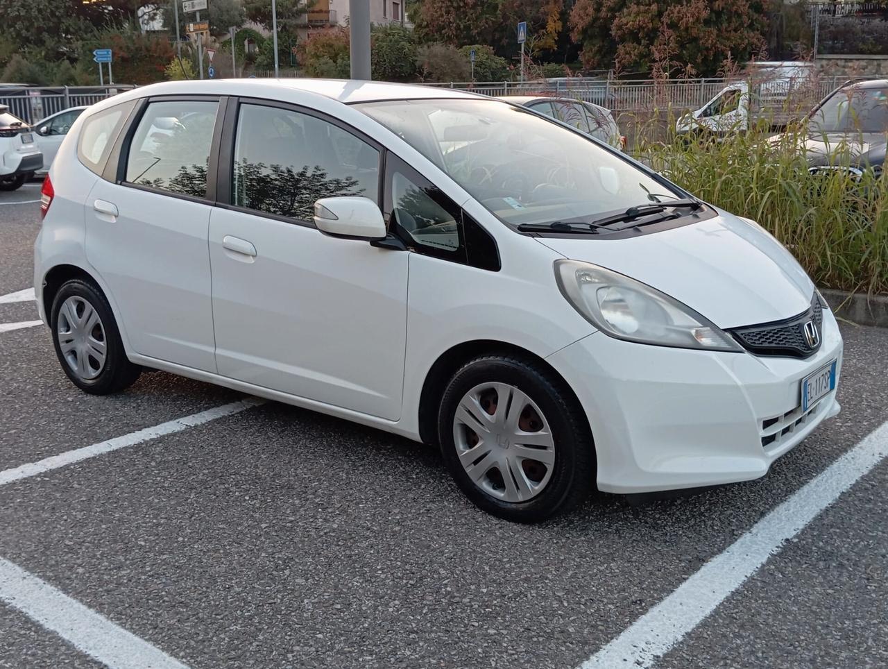 Honda Jazz 1.4 i-VTEC Elegance CVT