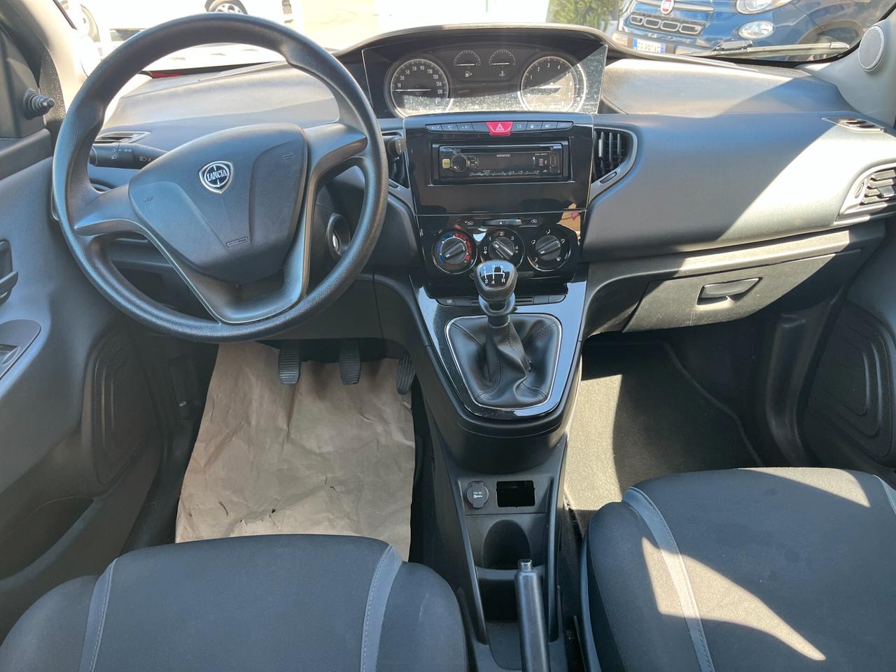 Lancia Ypsilon 1.2 69 CV 5 porte GPL SCADENZA 2036 KM CERTIFICATI