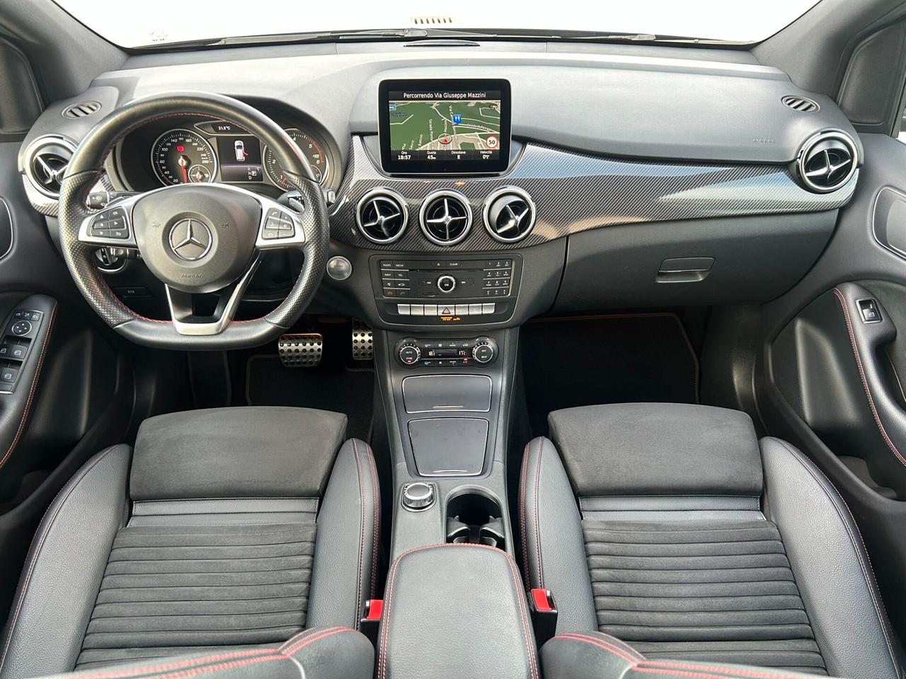 Mercedes-Benz B 200d 130CV Premium - PANORAMA