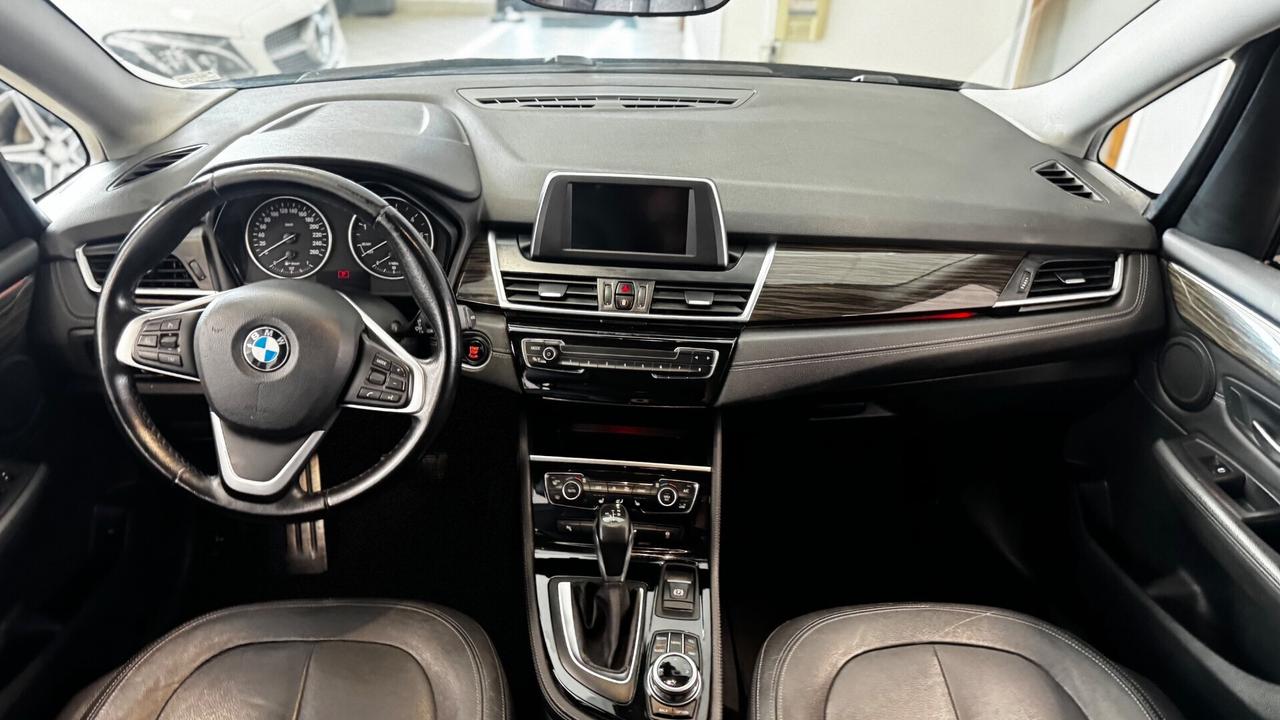 Bmw 2er Active Tourer 218d Luxury