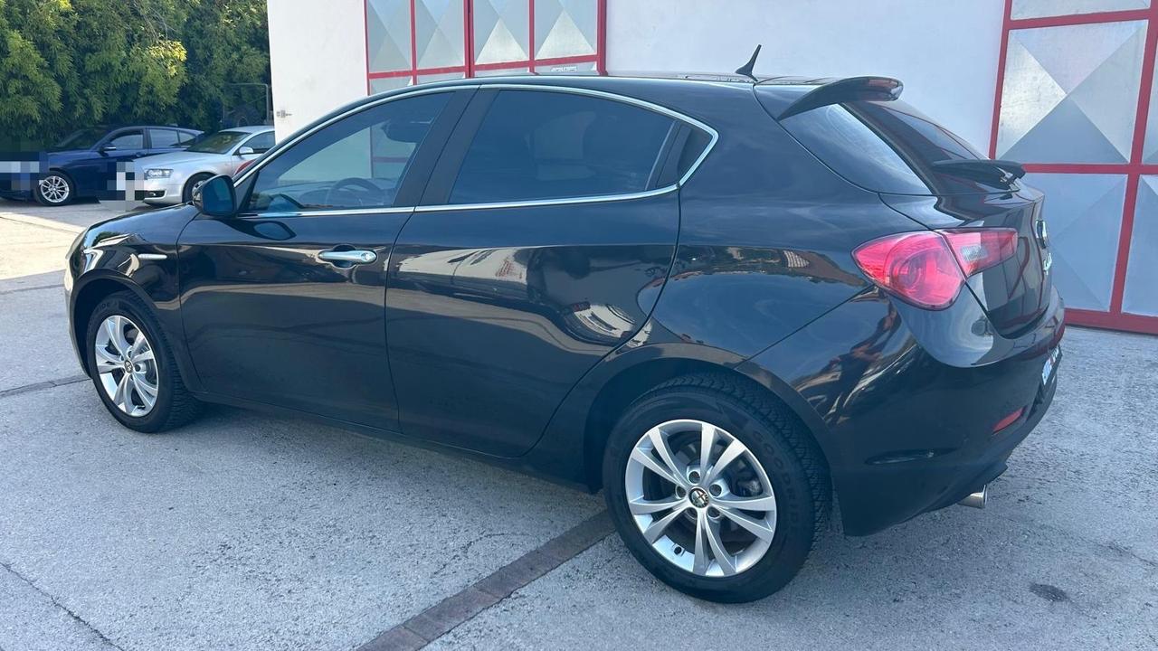 Alfa Romeo Giulietta 2.0 JTDm 140cv Bellissima