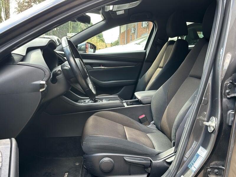 Mazda Mazda3 Mazda3 2.0L e-Skyactiv-G M Hybrid Exclusive