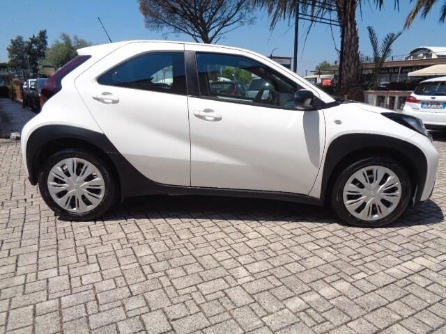 Toyota Aygo X 1.0 VVT-i 72 CV 5 porte Active S-CVT NESSUN VINCOLO DI FINANZIAMENTO