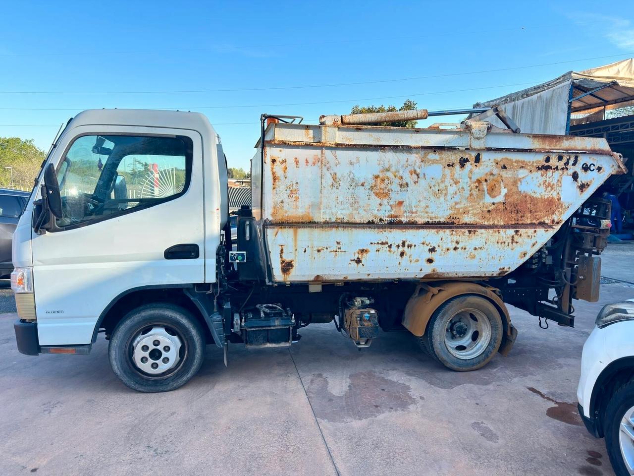 Mitsubishi Fuso Canter 3S13/25 TF1 3.0TDI volta cassonetti e compattatore
