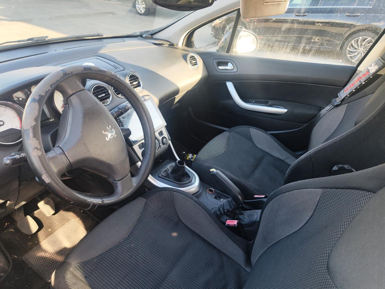 Peugeot 308 1.6 HDi 110CV 5p. Premium