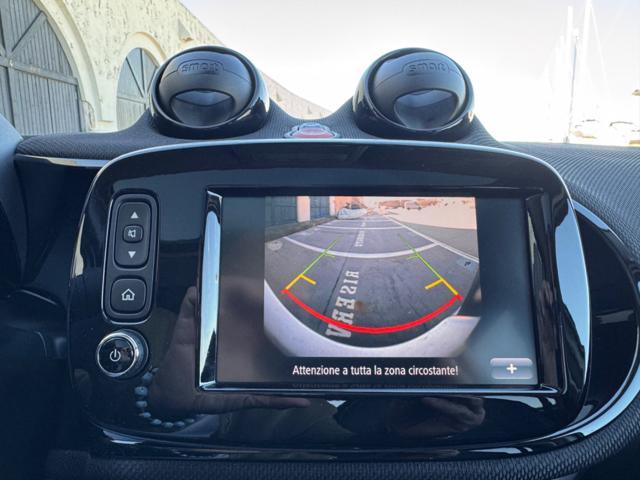 SMART ForFour EQ EDITION ONE PACK BRABUS+PELLE+TETTO+RCAM