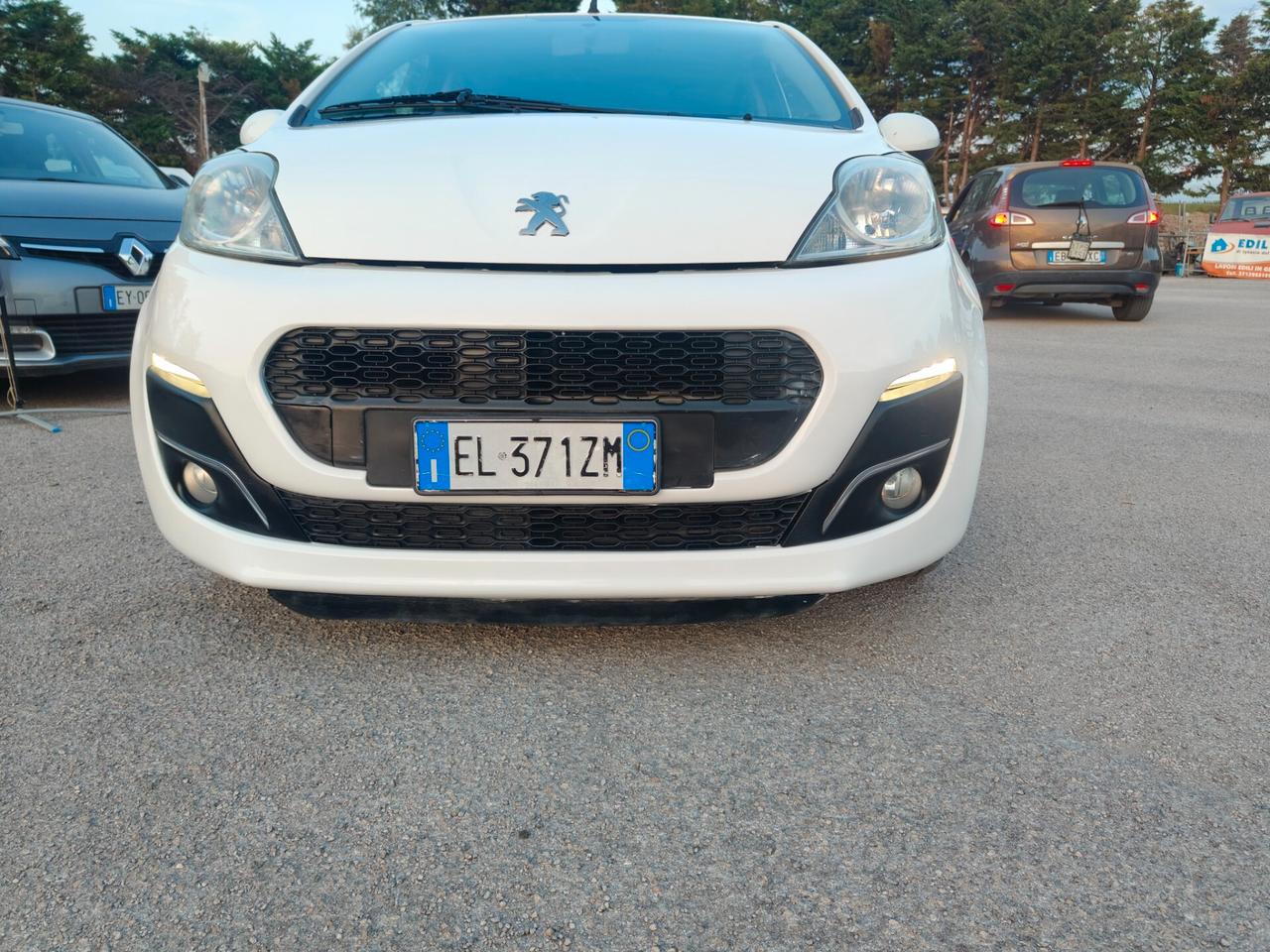 Peugeot 107 1.0 5p. Superga