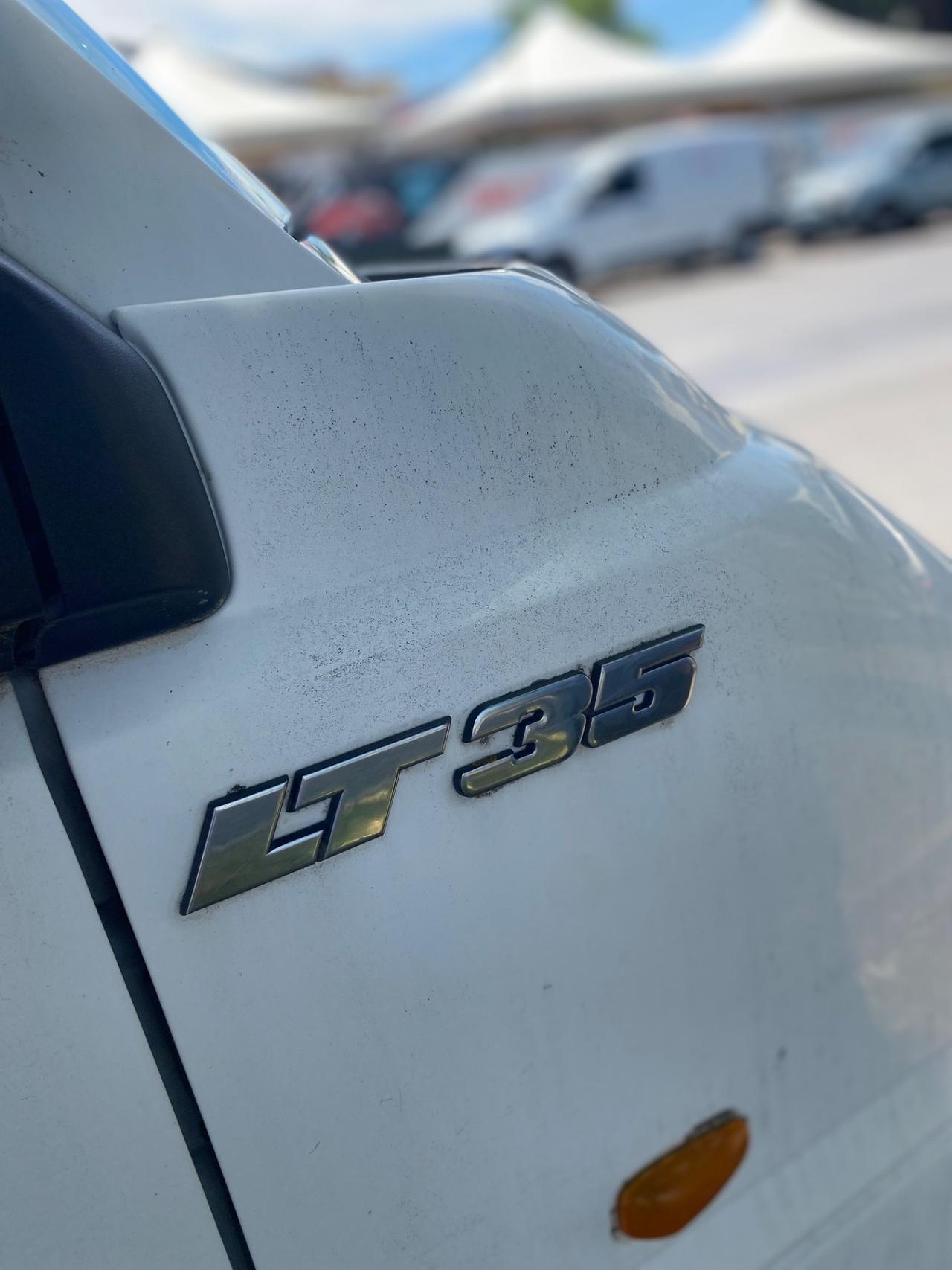 Volkswagen LT 35 tetto alto lungo climatizzato