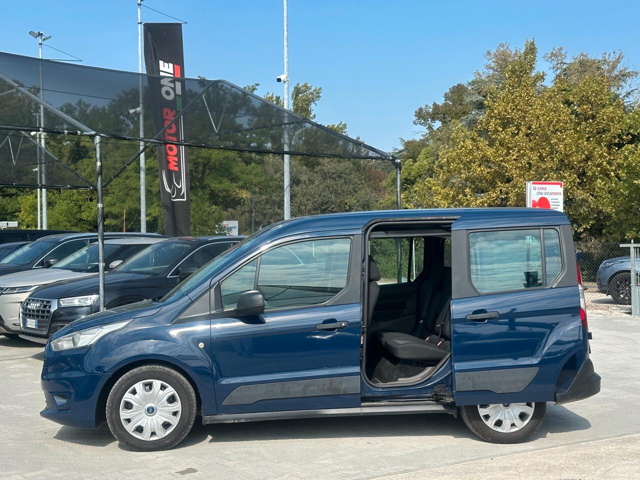 Ford Tourneo Connect 1.5 TDCi 120 CV Titanium