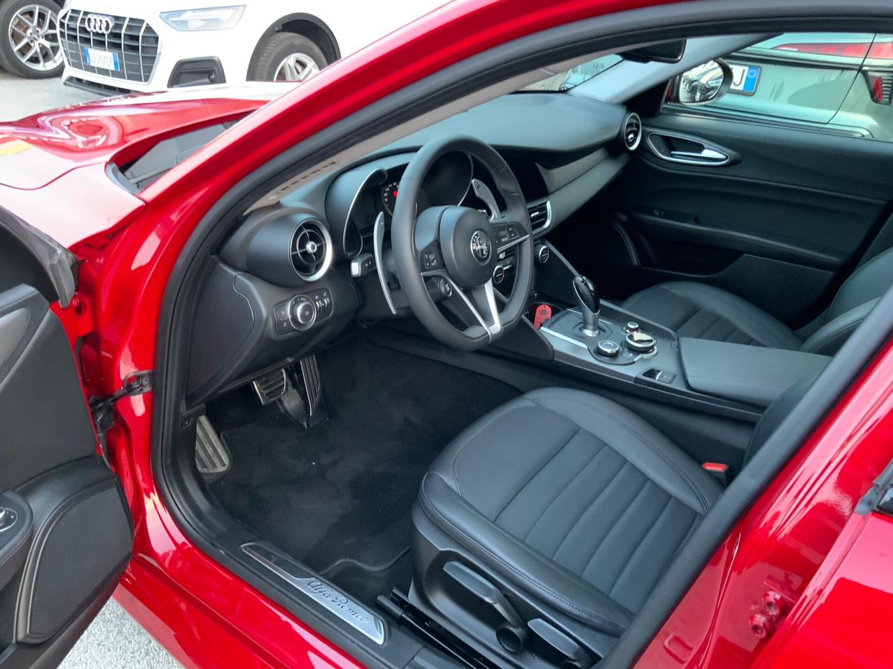 Alfa Romeo Giulia 2.0 Turbo 200 CV AT8 Super