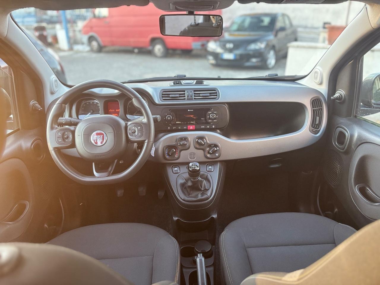 Fiat Panda 1.0 hybrida COMPRESO PASSAGGIO