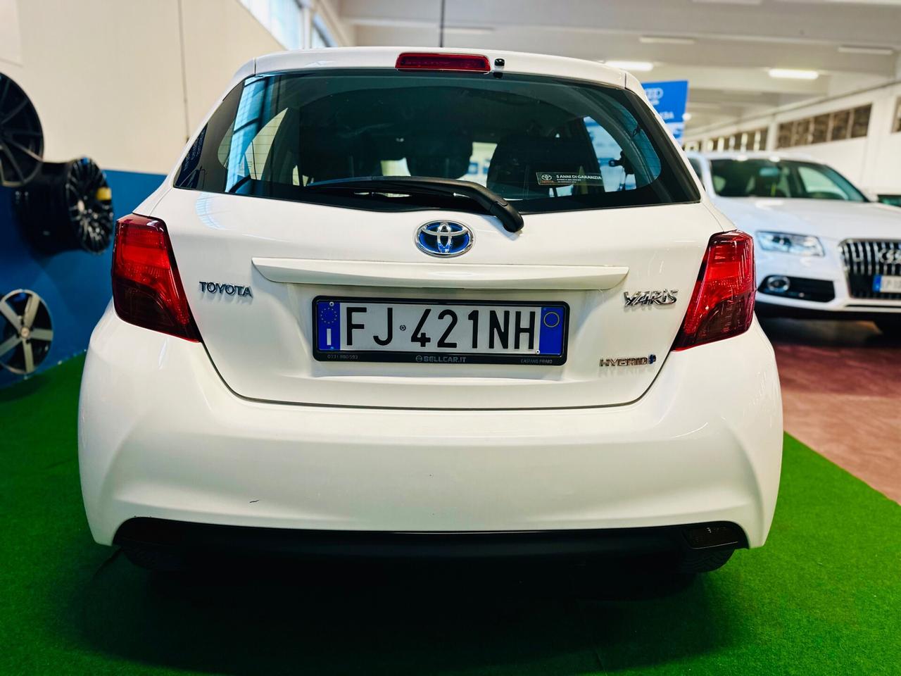 Toyota Yaris 1.5 Hybrid 5/ibrido-benzina/2017/automatico