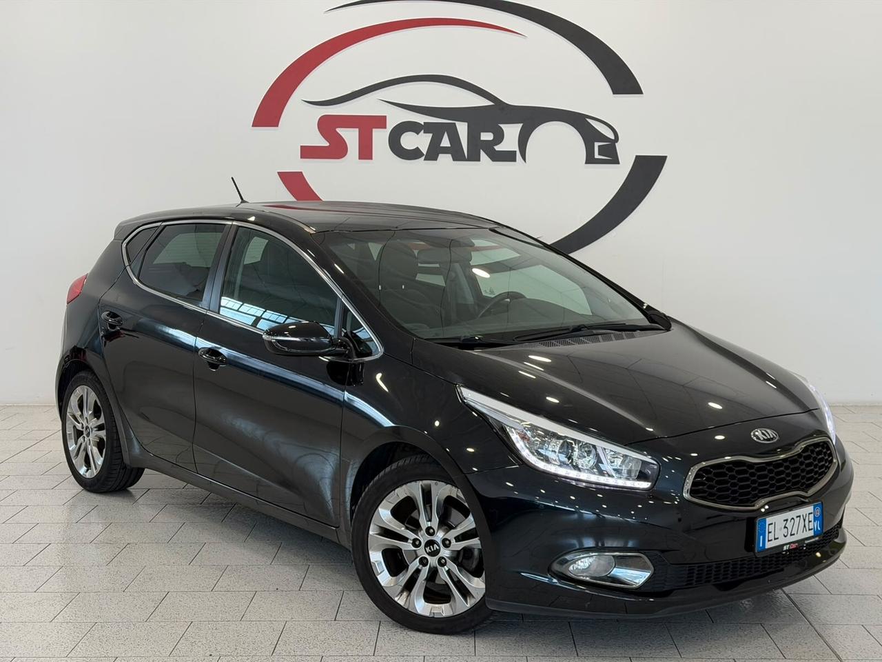 Kia Ceed cee'd 1.6 CRDi 128 CV 5 porte Platinum