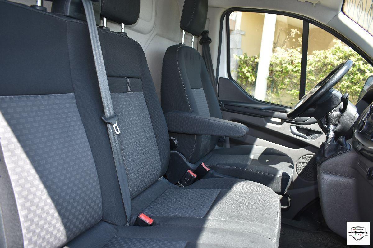 FORD TRANIT CUSTOM 170 CV L1 H1 HYBRID
