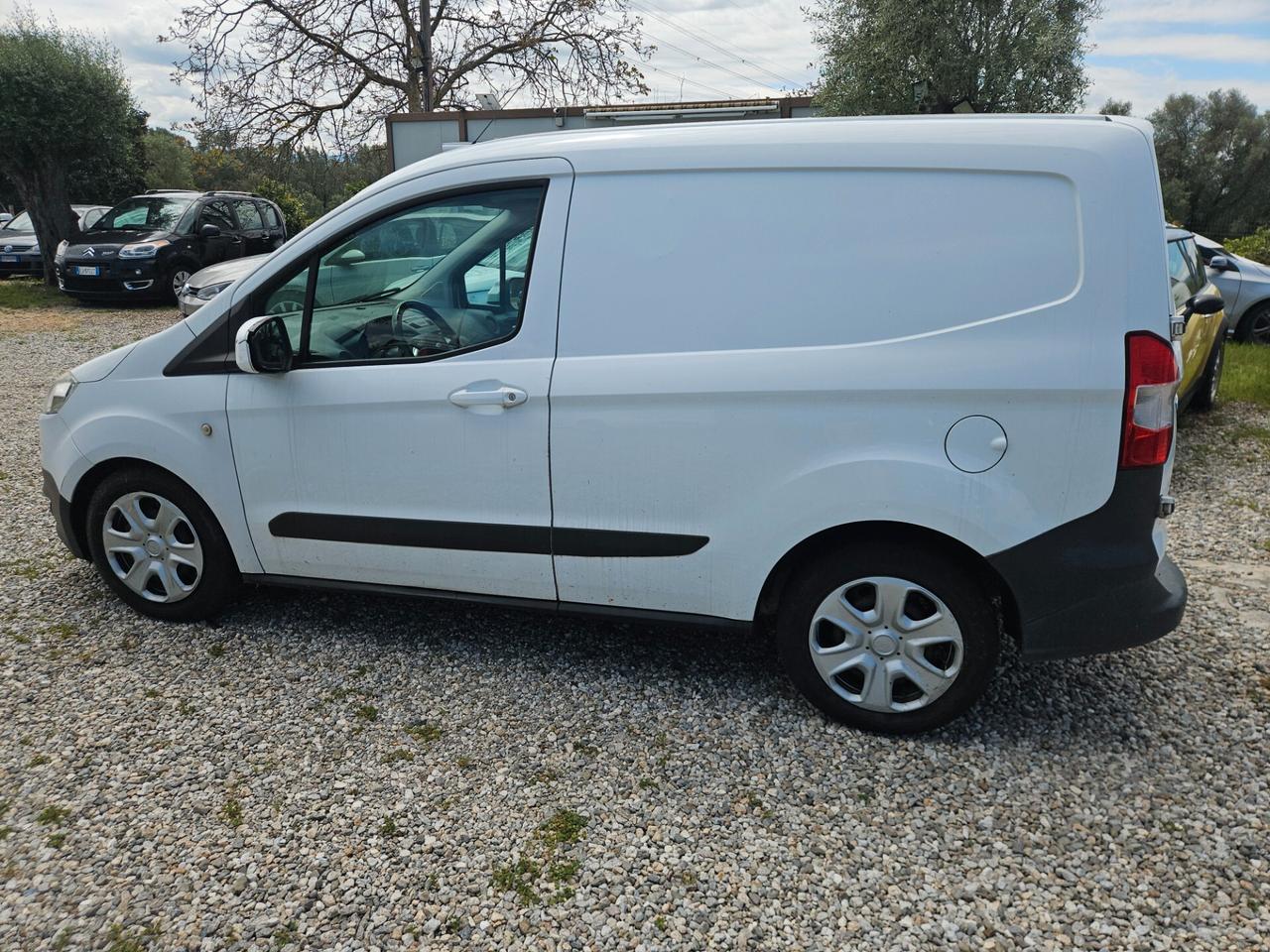 Ford Transit Courier 1.5 TDCi 75CV Van Trend