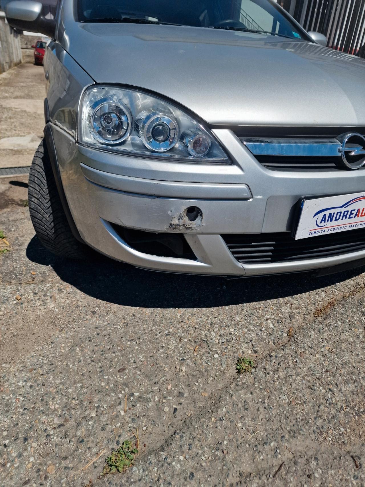 Opel Corsa 1.2i 16V cat 3 porte Sport