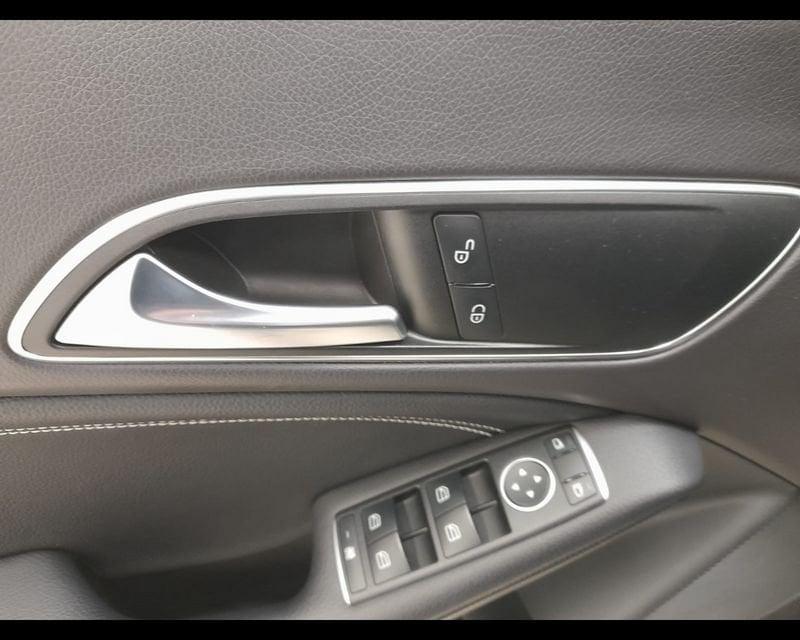 Mercedes-Benz CLA - C/X 117 Shooting Brake 180 d Sport FL