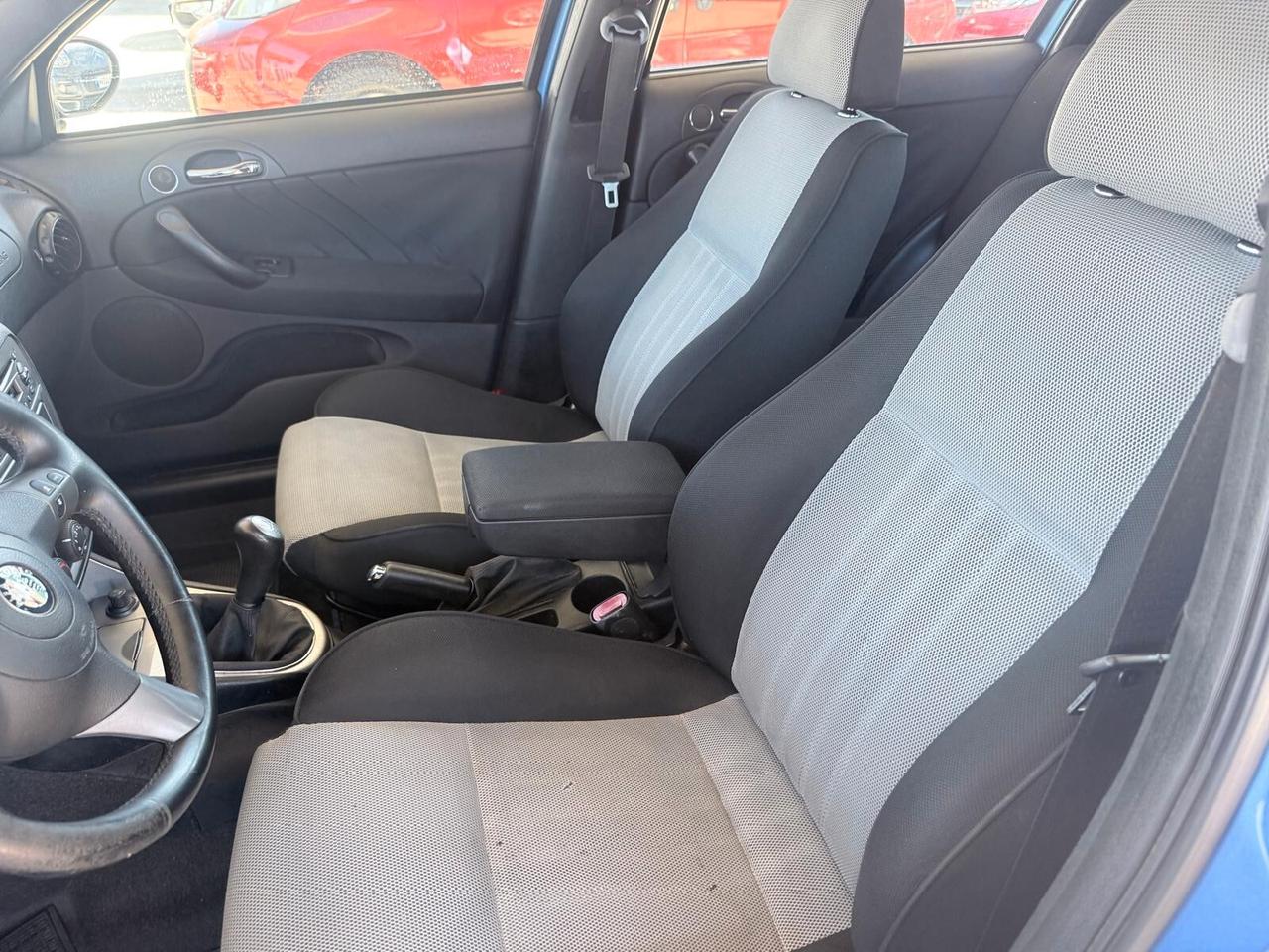 Alfa Romeo 147 1.6 16V TS (105) 5 porte Black Line