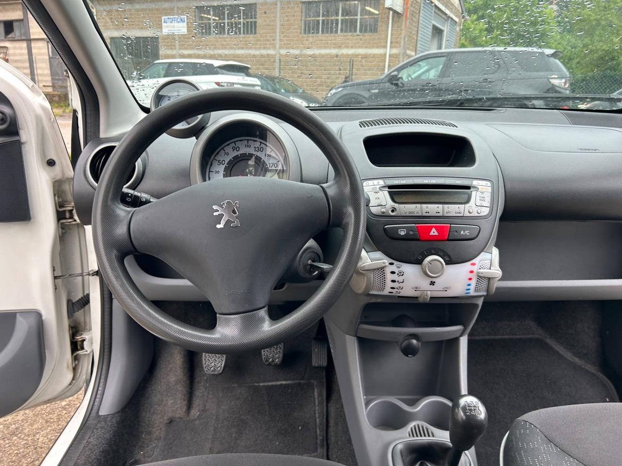 Peugeot 107 1.4 HDi 5p. Plaisir