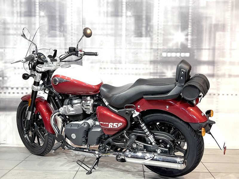 Royal Enfield Super Meteor 650