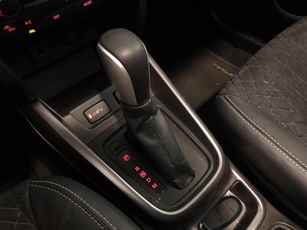 Suzuki Vitara 1.4 Boosterjet Hybrid Starview 2WD AT