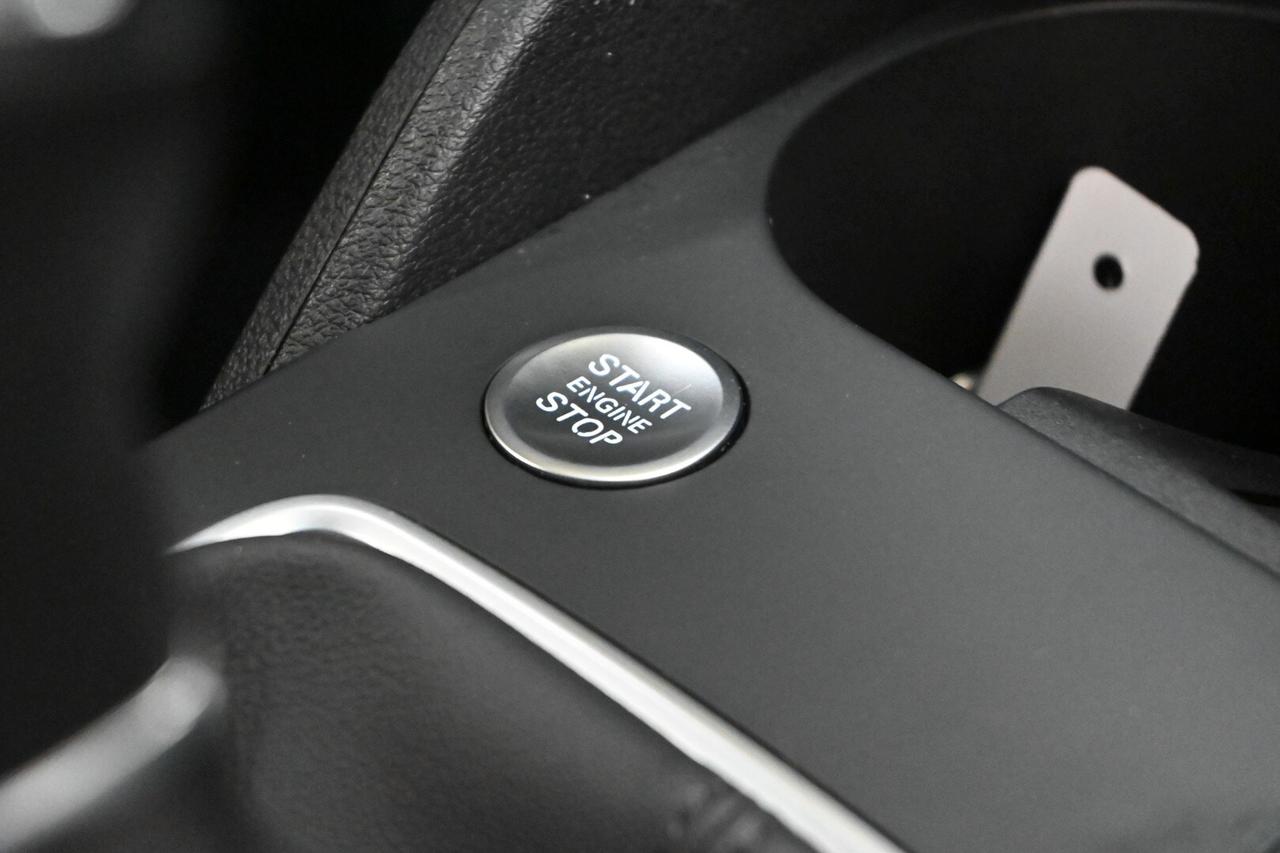 AUDI Q2 Q2 30 TFSI S line Edition