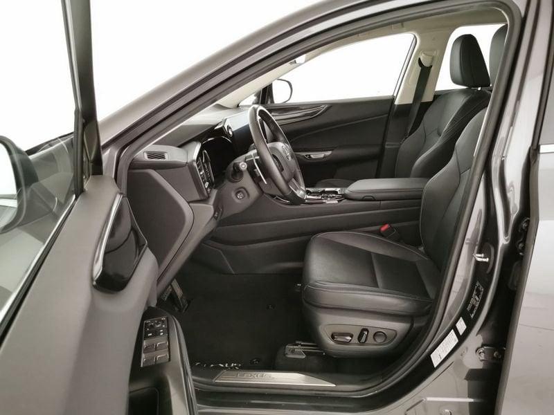Lexus NX 350h 2.5 Premium 4wd e-cvt