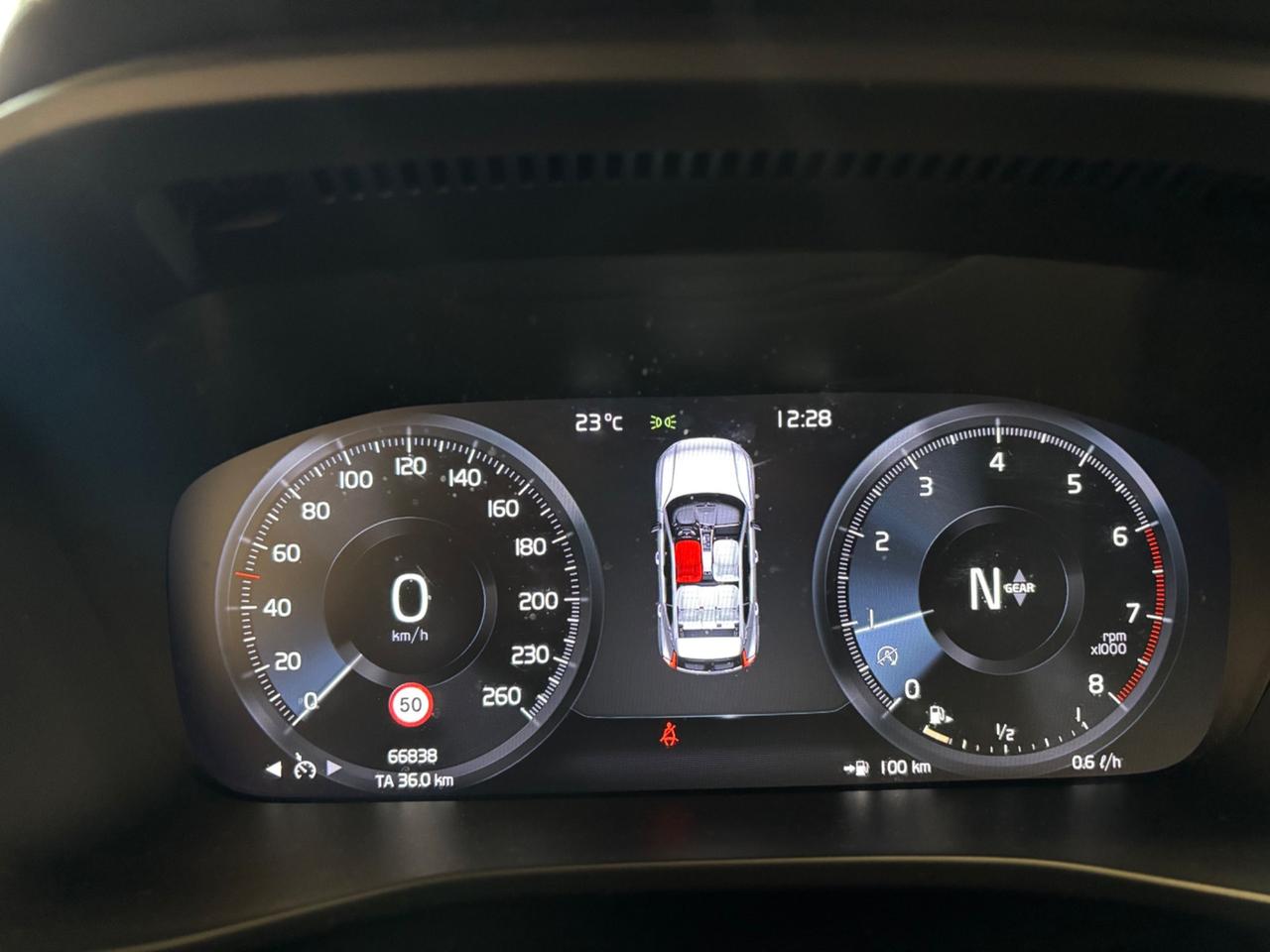 Volvo XC40 1.5 BENZ T2 GREY|PARI AL NUOVO|