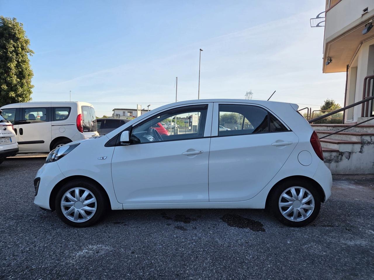 Kia Picanto 1.0 12V 5 porte Easy