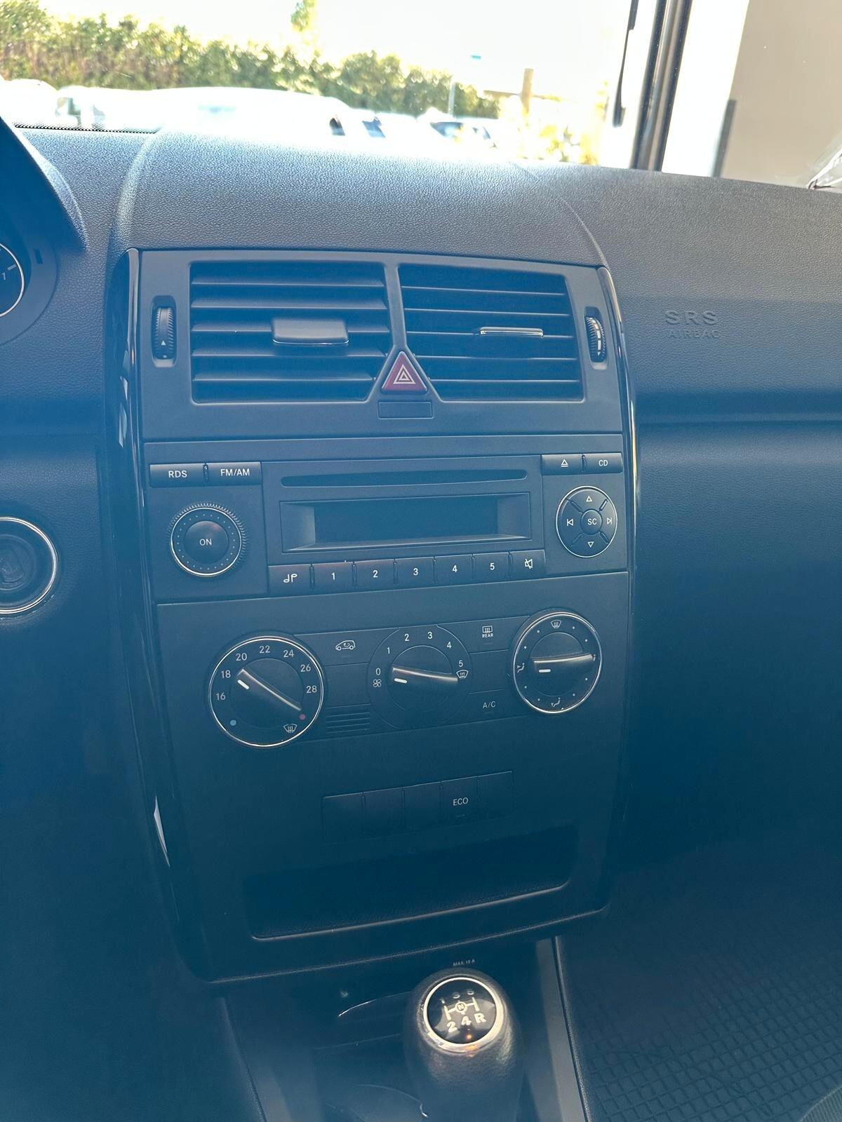 Mercedes-benz A 160 BlueEFFICIENCY Coupé Special Edition