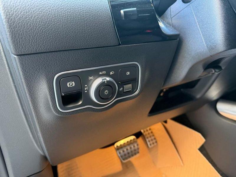 Mercedes-Benz GLA 180 Automatic AMG Line Premium