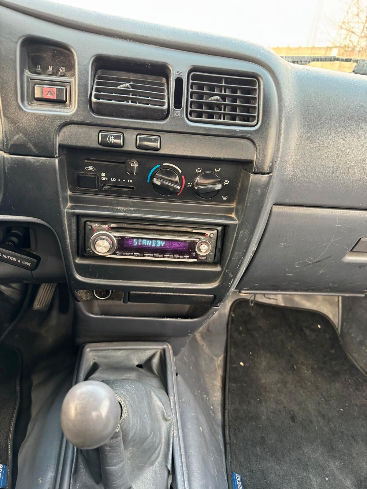 Toyota Hilux 2.5 D-4D 2WD 2p. Cabinato