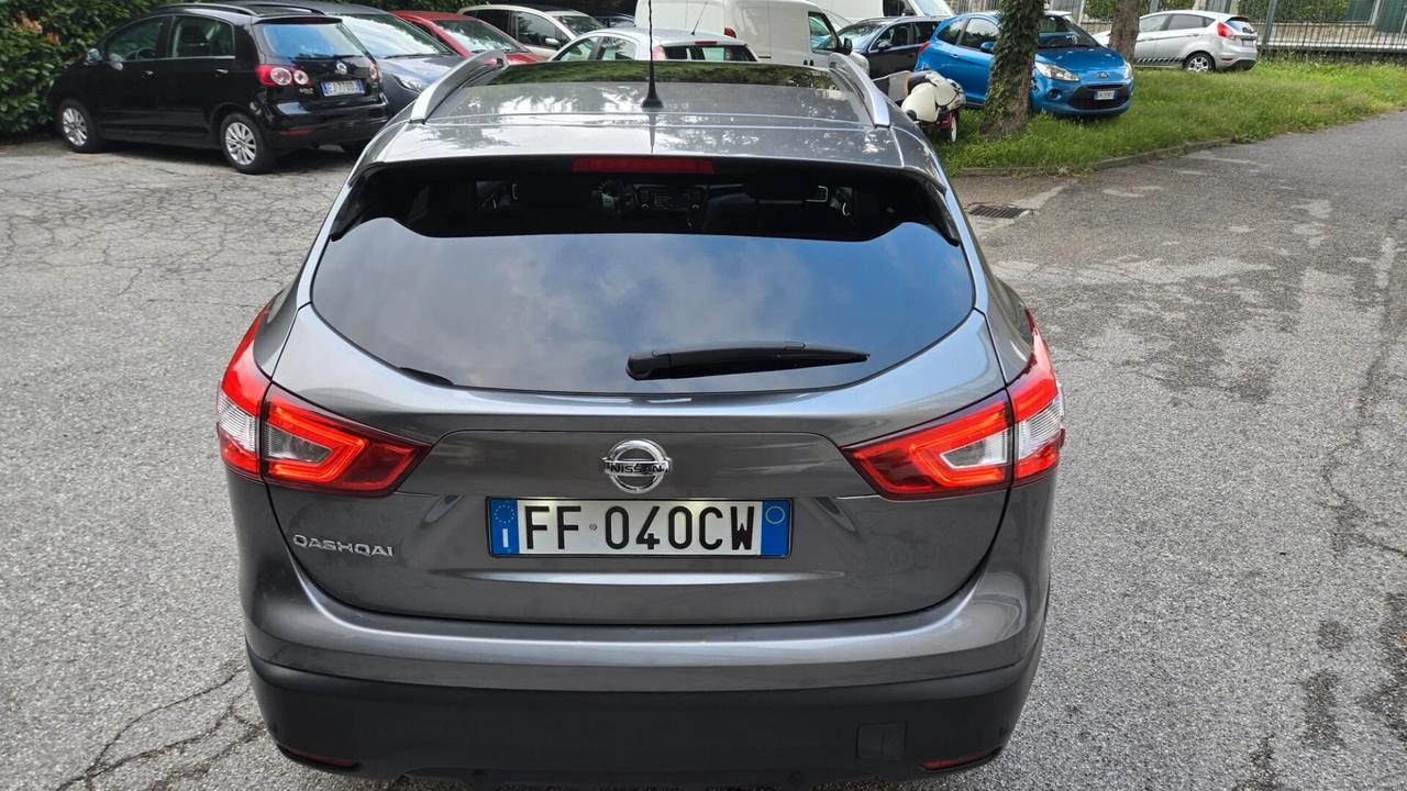 Nissan Qashqai 1.2 DIG-T Tekna Neopatentati Ok
