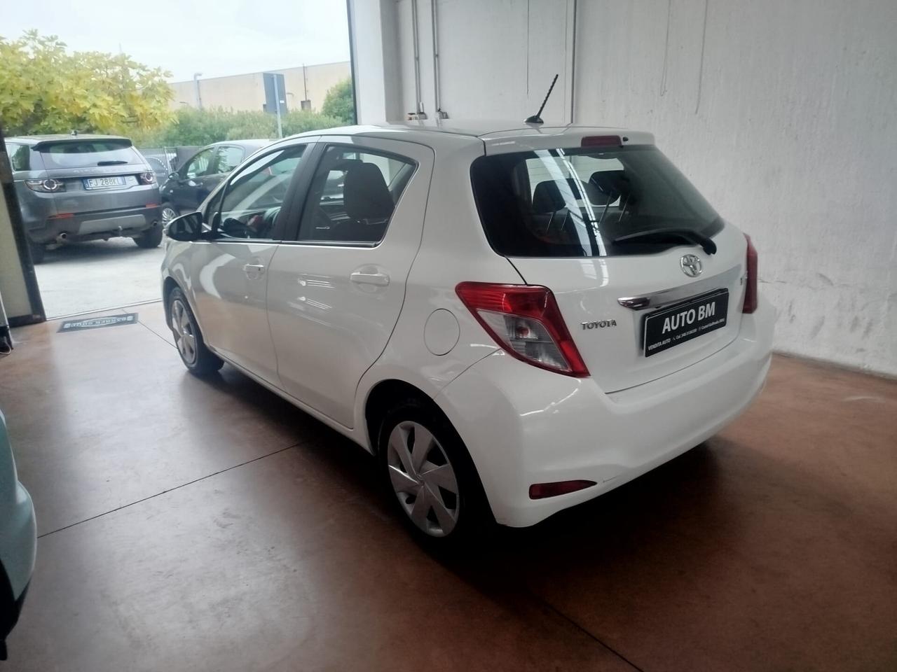 Toyota Yaris 1.0 5 porte Active