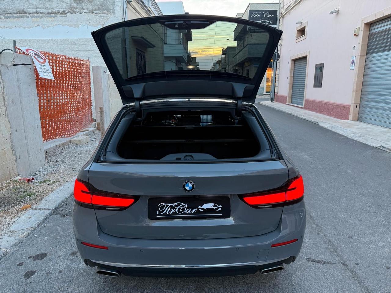 BMW 520D TOURING LUXURY 2.0 MHEV 190CV X-DRIVE PELLE NAVI CAM ANNO 2022