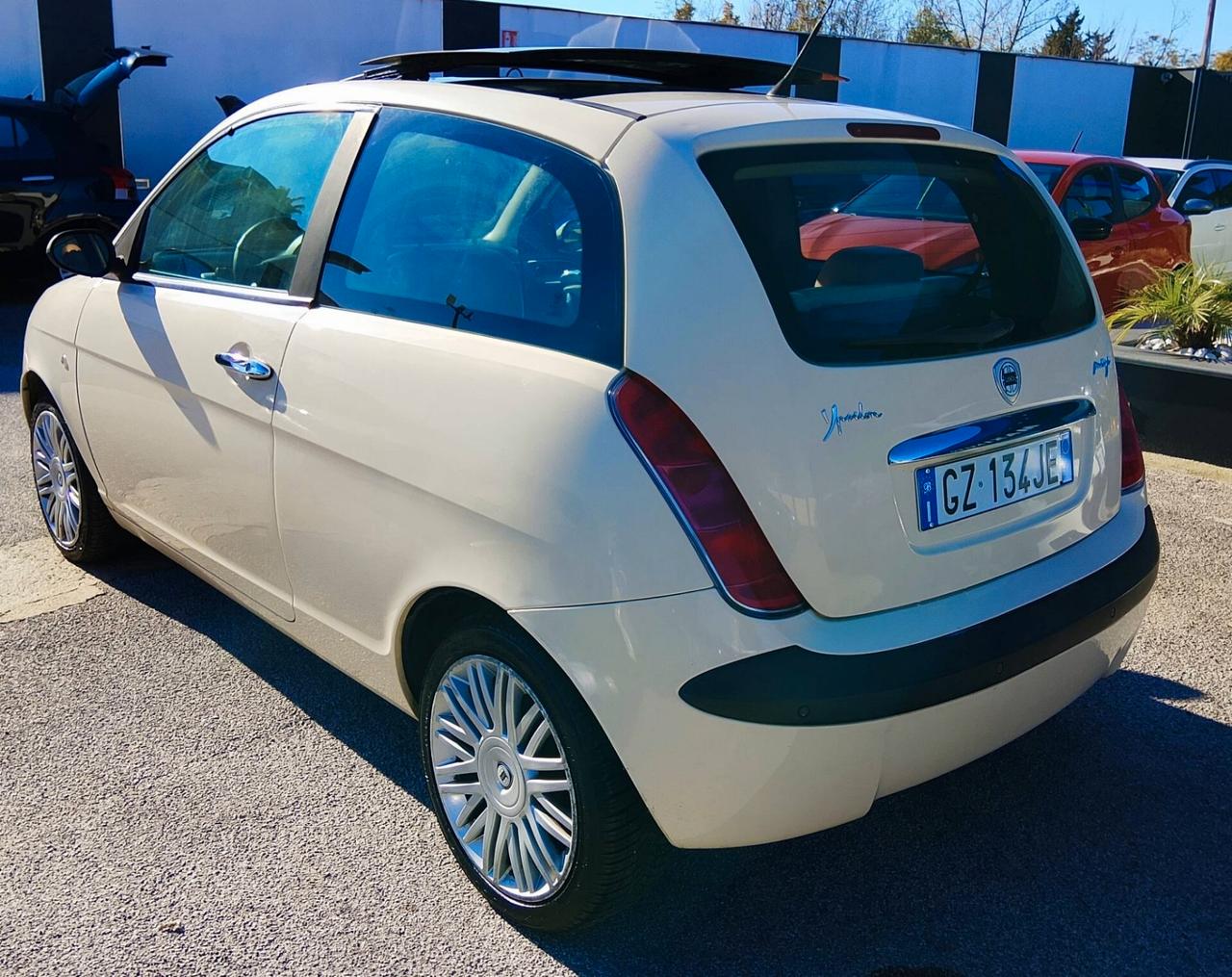 Lancia Ypsilon 1.3 Multijet 16V Platino