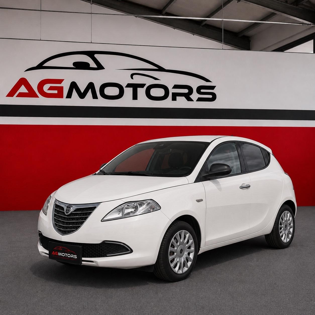 Lancia Ypsilon 1.2 69 CV 5 porte S&S Platinum