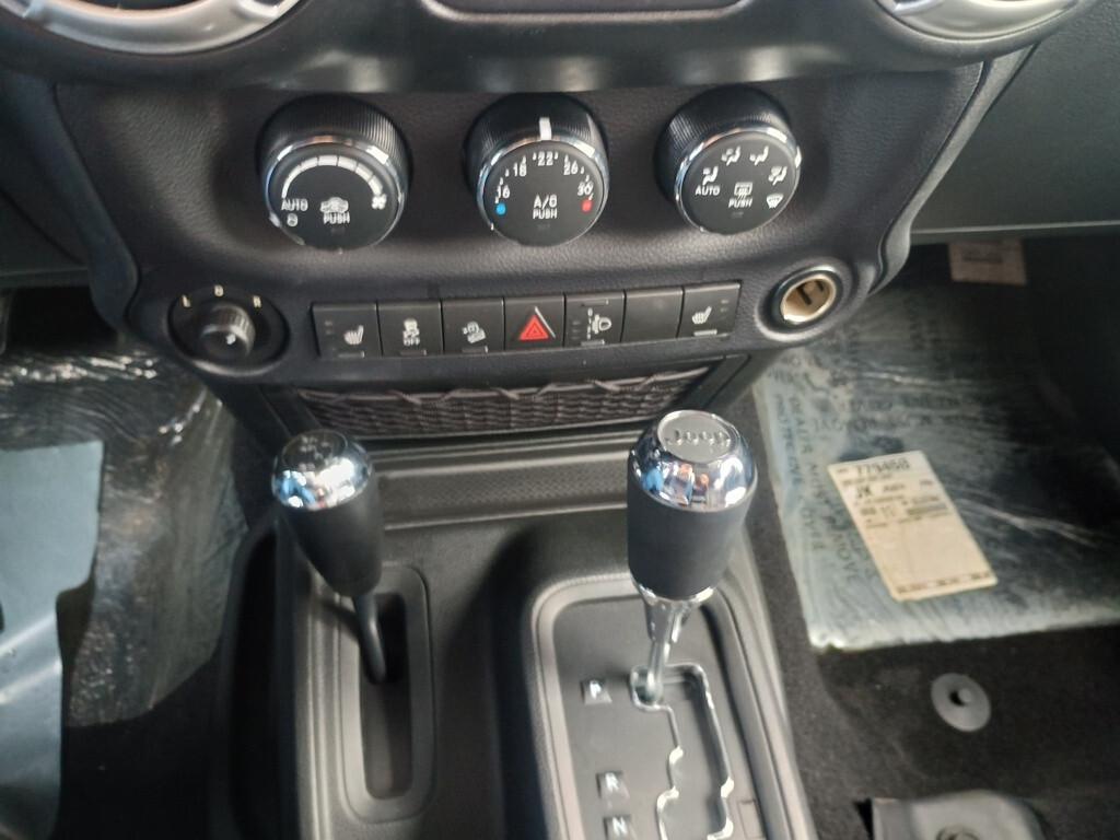 Jeep Wrangler Unlimited 2.8 CRD DPF Rubicon Auto KM0