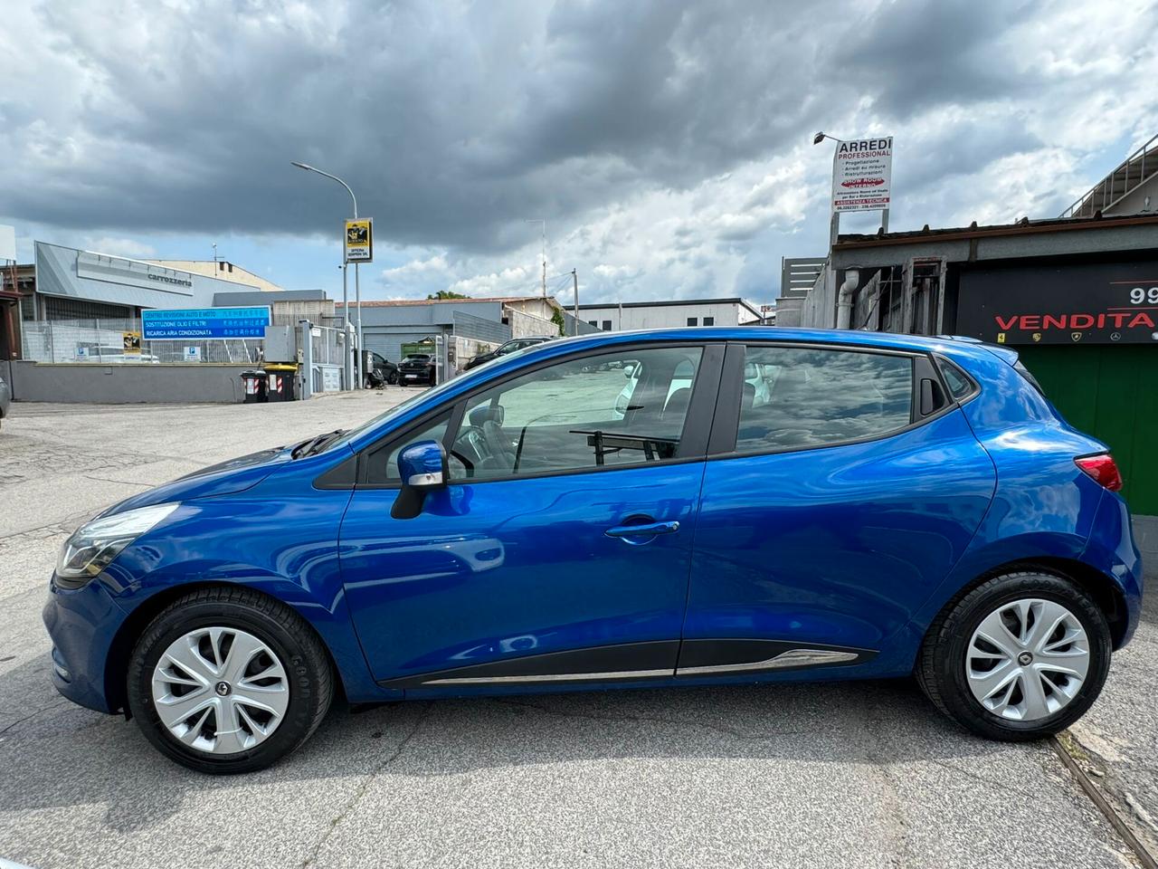 Renault Clio dCi 8V 90 CV 5 porte Business garanzia 12 mesi