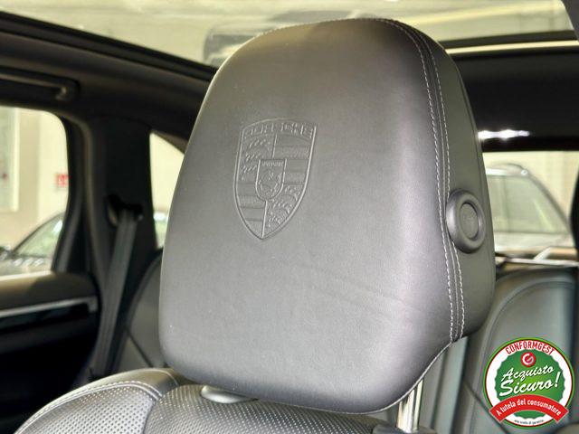 PORSCHE Cayenne 3.0 Diesel PlatinumEdition *TETTO*CHRONO*GTS PACK*