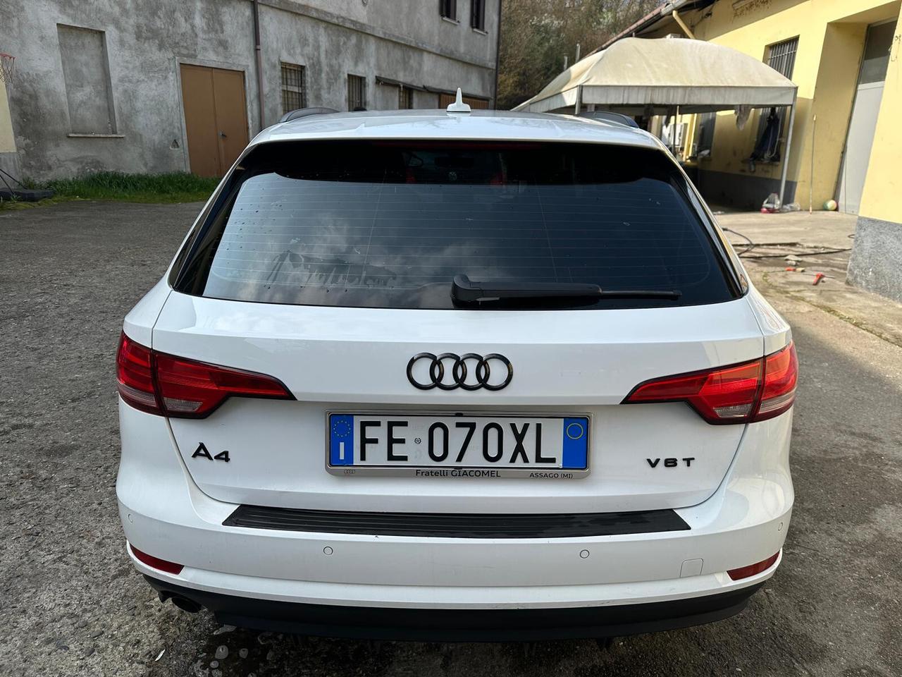 Audi A4 2.0 TDI 150 CV S tronic Business Sport