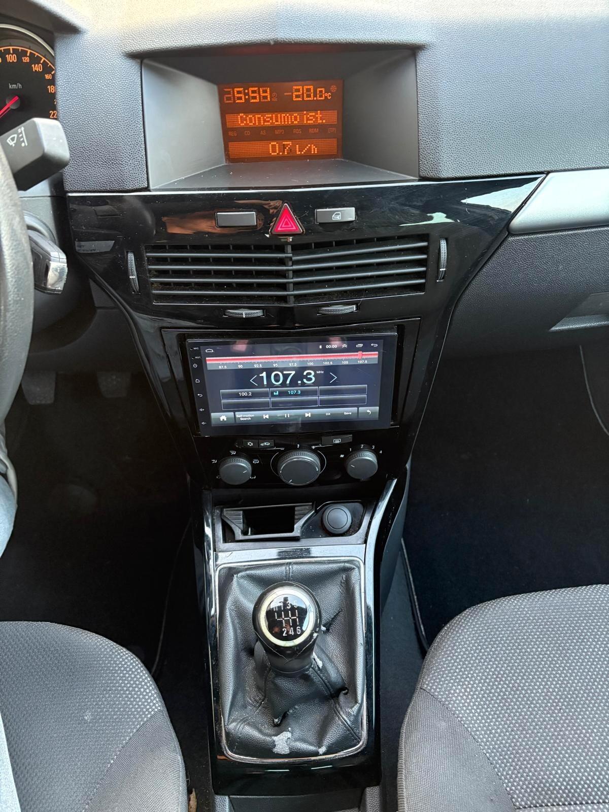 Opel Astra GTC 1.7 CDTI 110CV 3 porte