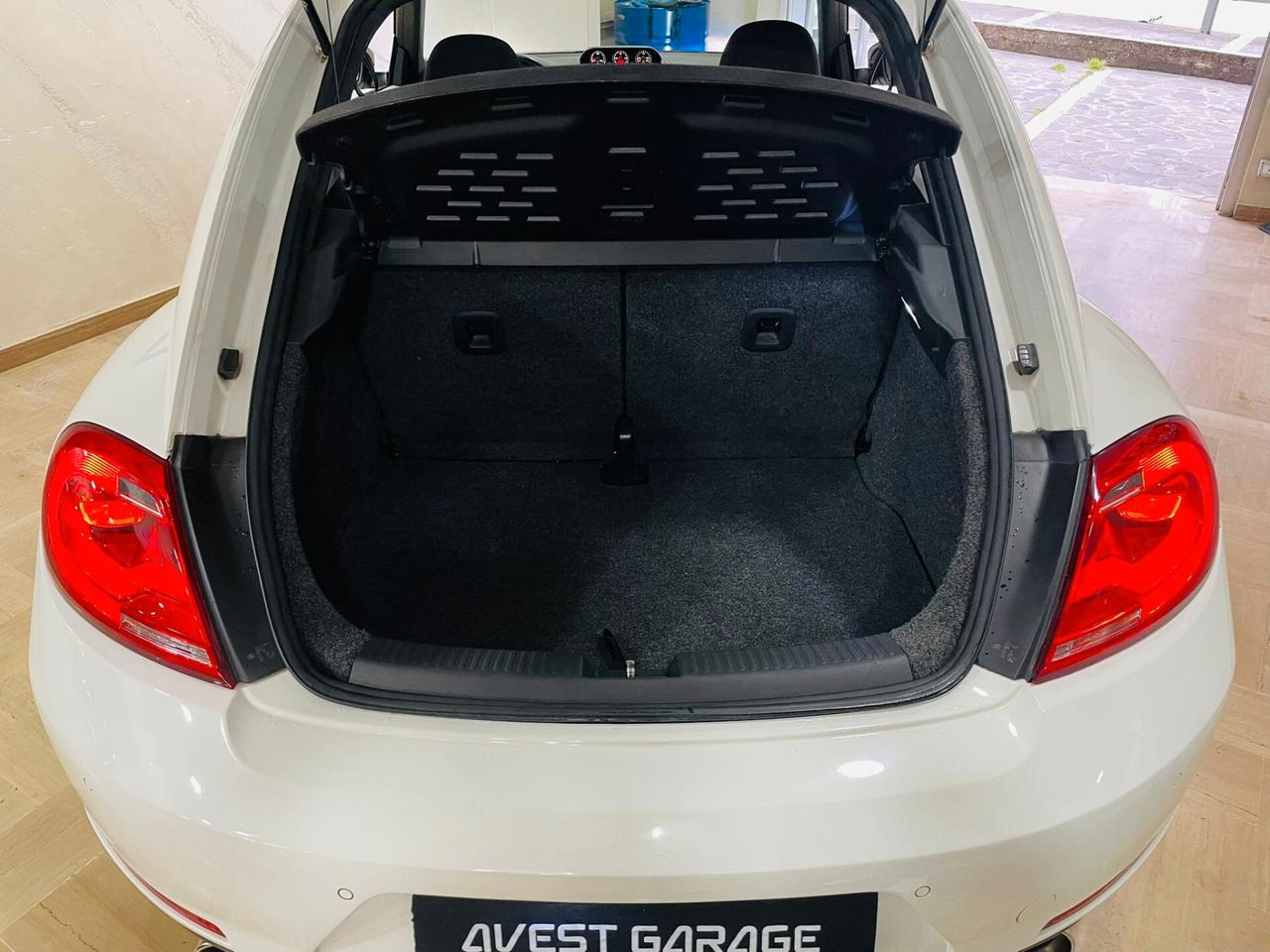 Volkswagen Maggiolino 1.6 TDI Design