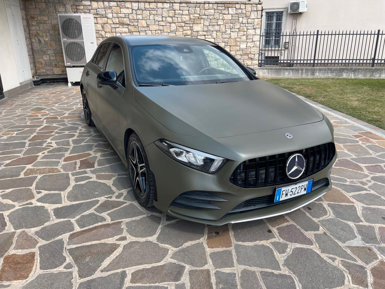 Mercedes-benz A 180 Automatic Premium AMG